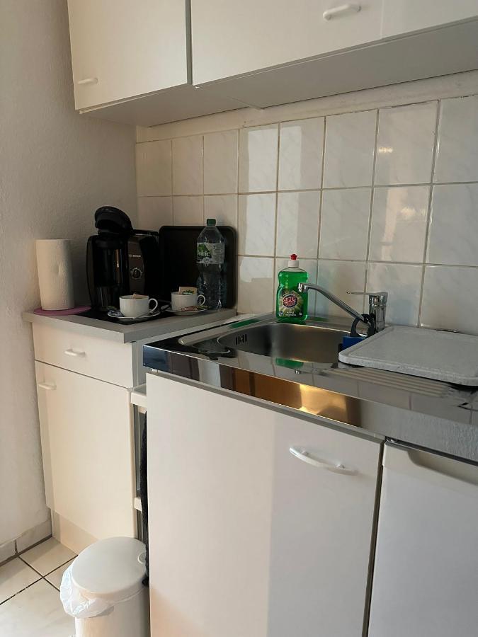 Jasmin'S Apartment Krefeld Ngoại thất bức ảnh