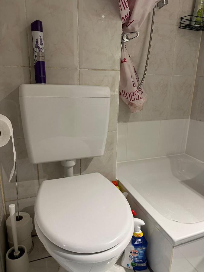 Jasmin'S Apartment Krefeld Ngoại thất bức ảnh
